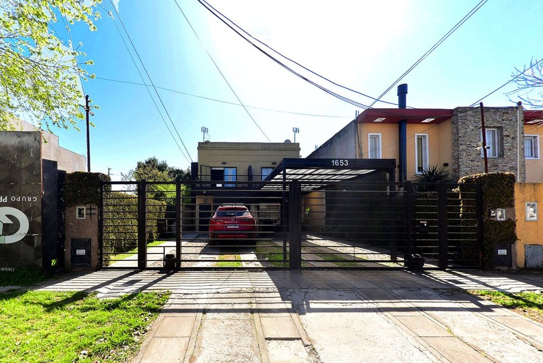 PH TIPO CASA 3 AMB ITUZAINGO CON QUINCHO Y PILETA
