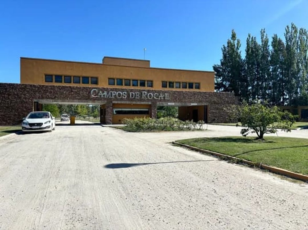 Venta lote Campos de Roca 2