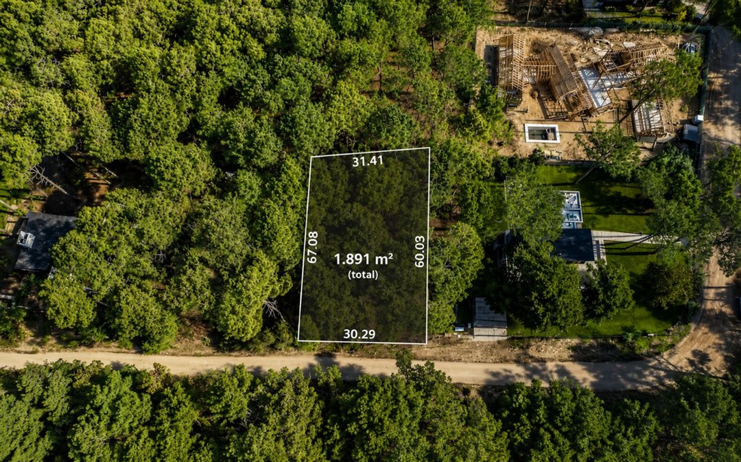 VENTA LOTE EN CARILO 1800 M2 DE BOSQUE