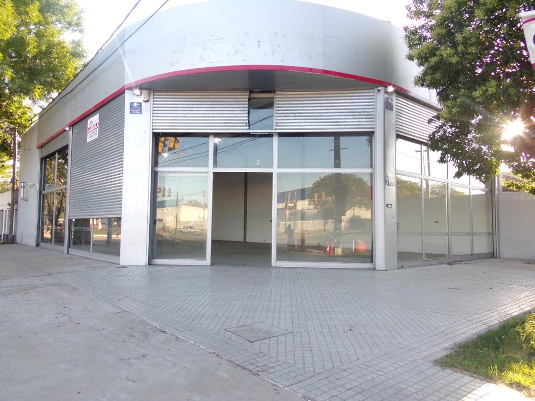 Local Comercial en Venta Uriburu y Av Francia