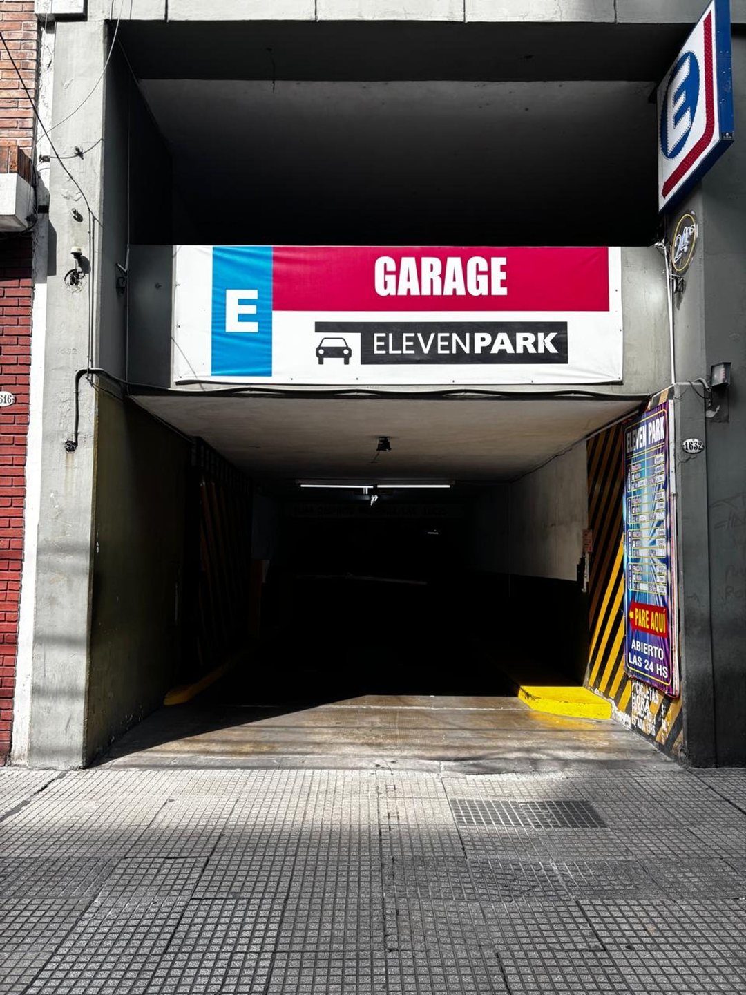 VENTA COCHERA SAN NICOLAS - IDEAL INVERSION