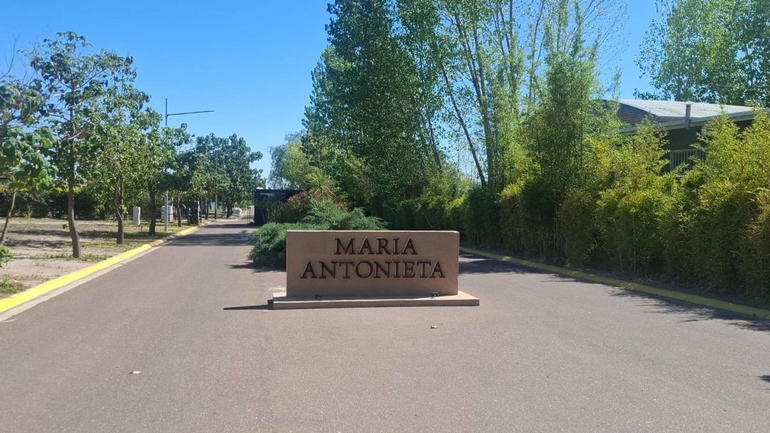 Lote en venta Barrio Privado Maria Antonieta