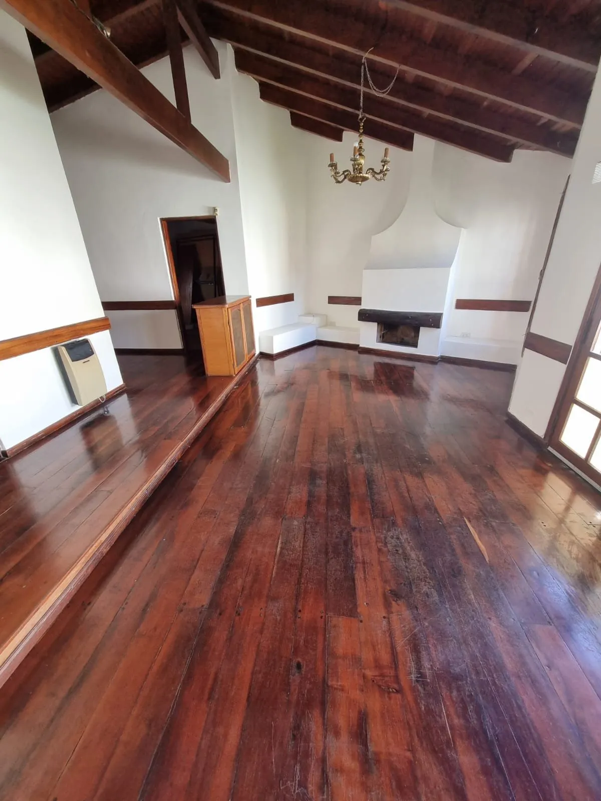 ALQUILO - CASA 3 DORM C/ PILETA - PEHUAJO 1540 - JARDIN
