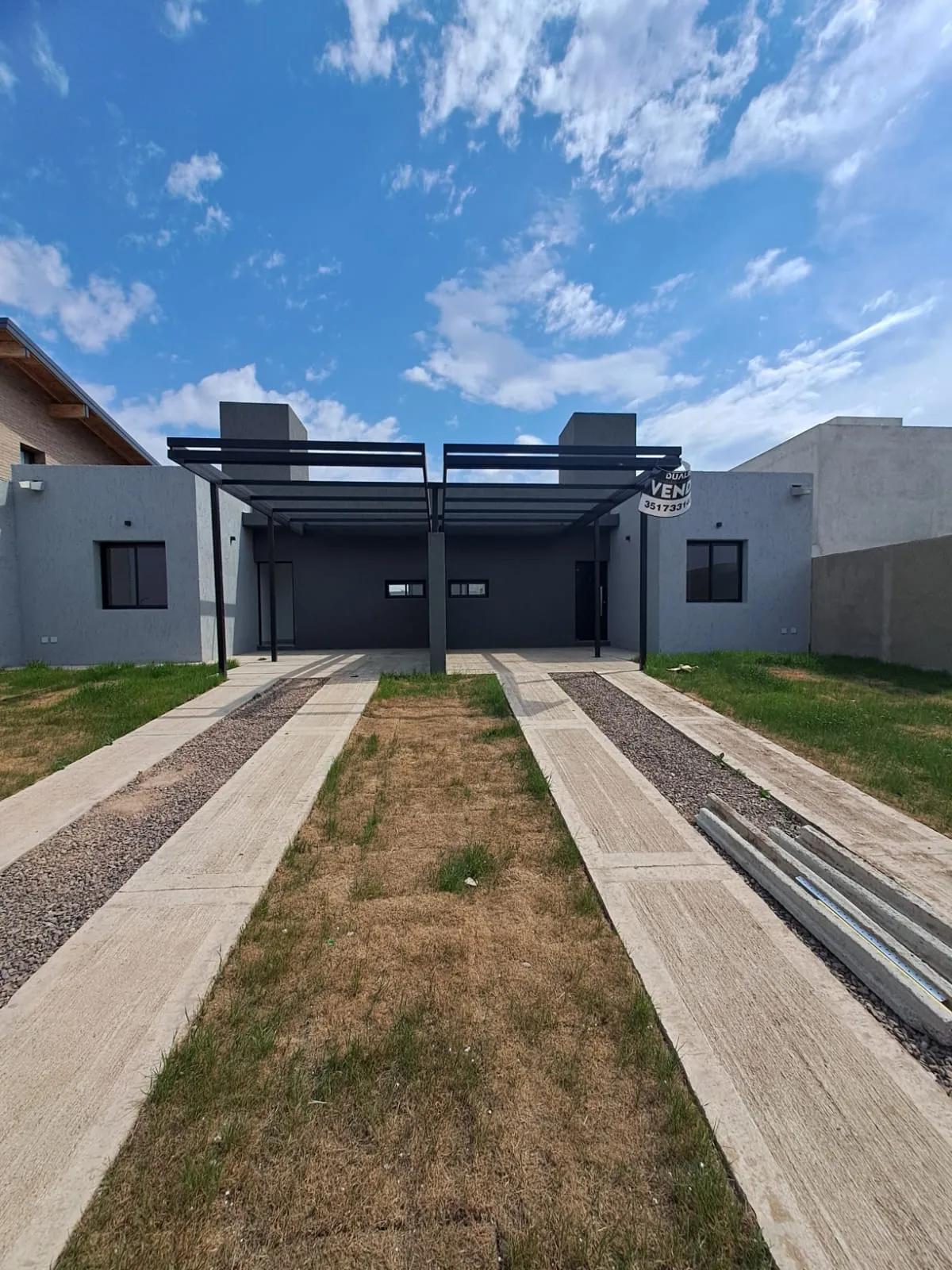 VENTA Dúplex Barrio Docta. Steel Frame, 3 dormitorios 1 baño, Oportunidad de financiación