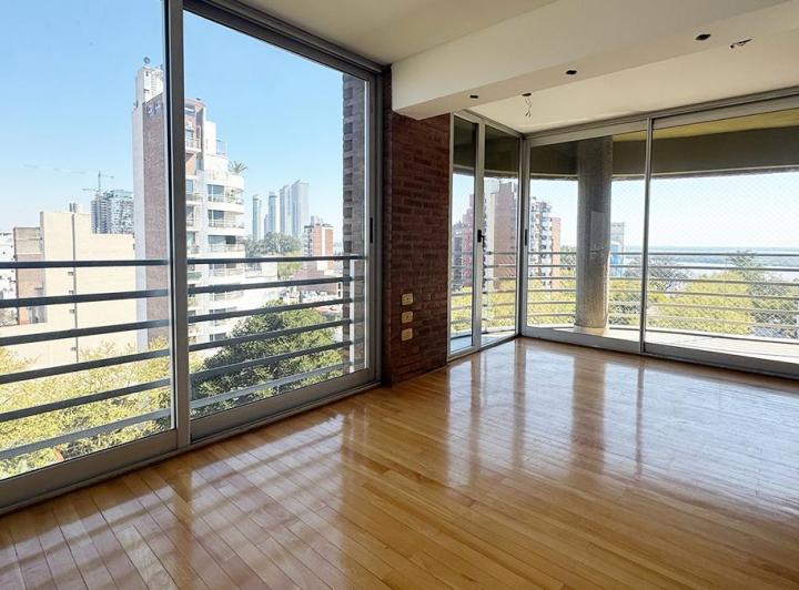 Departamento · 97m² · 7 Ambientes · 1 Cochera