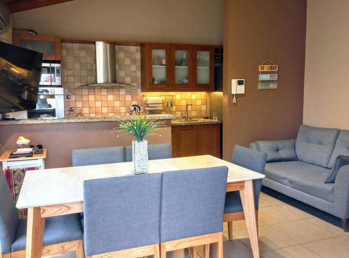Casa · 170m² · 3 Dormitorios · 1 Cochera