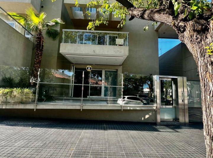 Departamento · 65m² · 5 Ambientes · 1 Cochera
