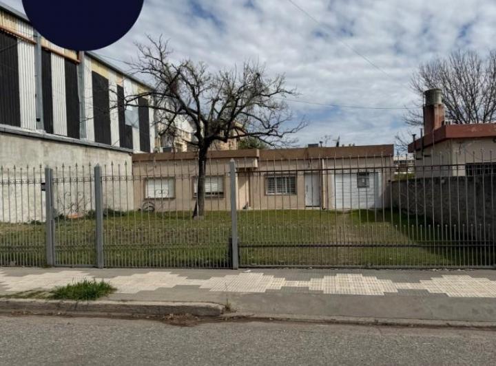 Casa · 136m² · 2 Dormitorios