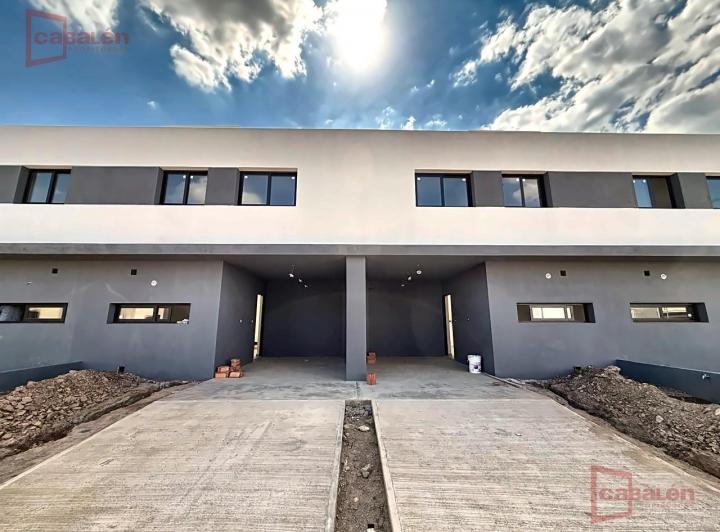 Casa · 125m² · 5 Ambientes · 1 Cochera