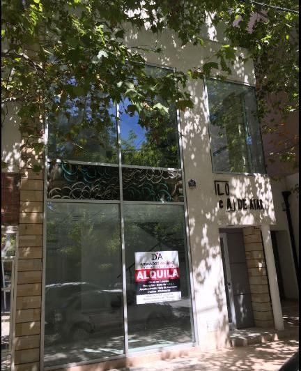 Local comercial · 120m² · 5 Ambientes