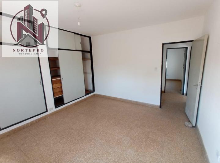 PH · 220m² · 5 Ambientes · 1 Cochera