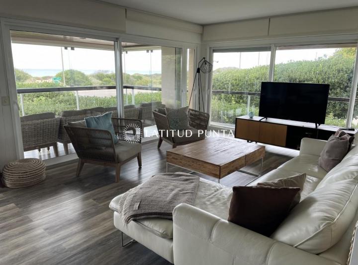 Departamento · 204m² · 5 Ambientes · 1 Cochera