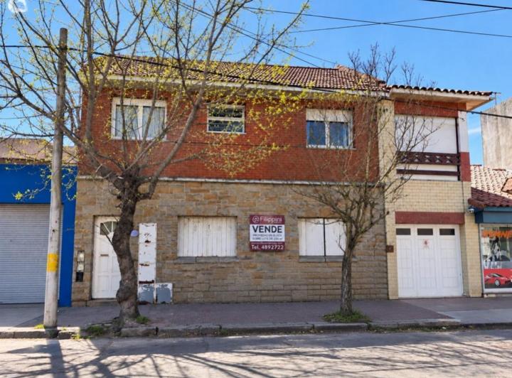 Departamento · 221m² · 7 Dormitorios