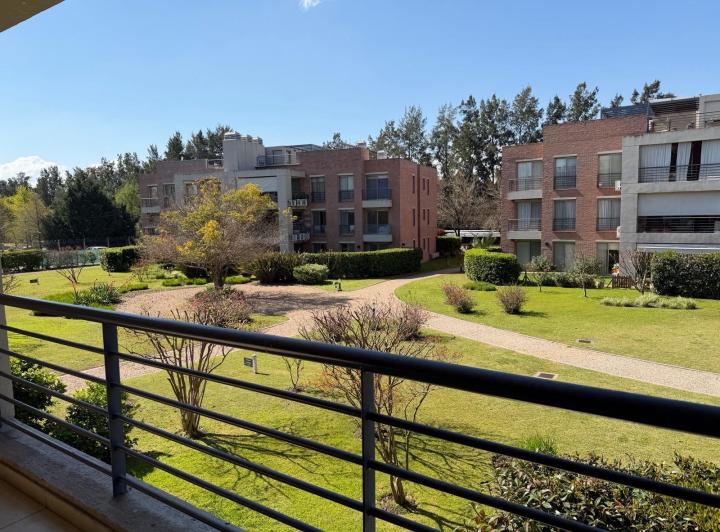 Departamento · 111m² · 4 Ambientes · 1 Cochera