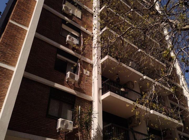 Departamento · 90m² · 4 Ambientes · 1 Cochera