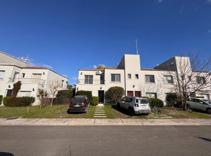 Departamento · 100m² · 4 Ambientes · 2 Cocheras