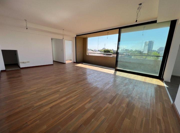 Departamento · 135m² · 5 Ambientes · 1 Cochera