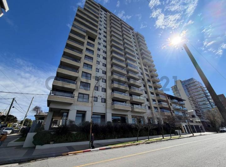 Departamento · 135m² · 4 Ambientes · 1 Cochera