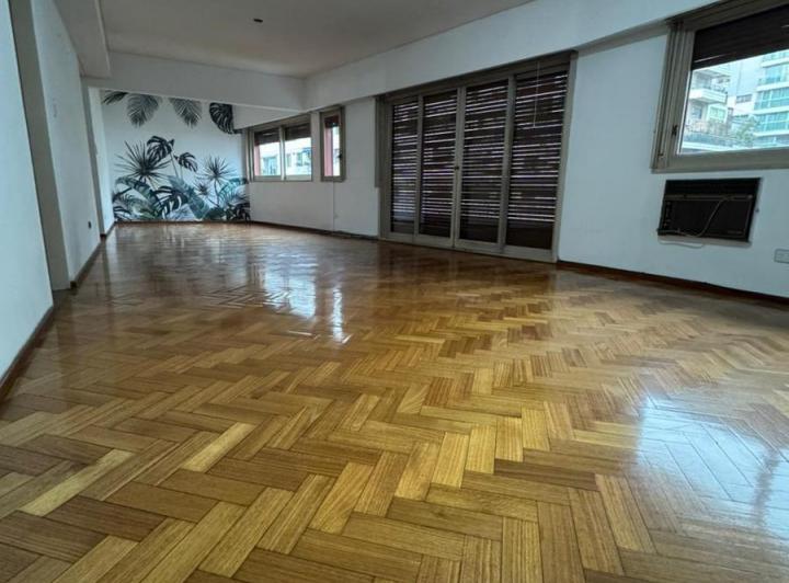 Departamento · 140m² · 4 Ambientes · 1 Cochera