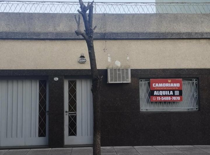 Casa · 3 Ambientes · 1 Cochera