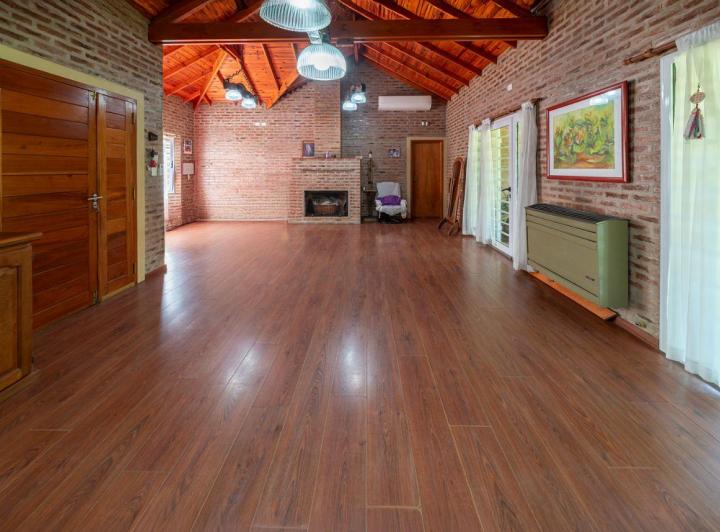 Casa · 193m² · 4 Ambientes · 2 Cocheras