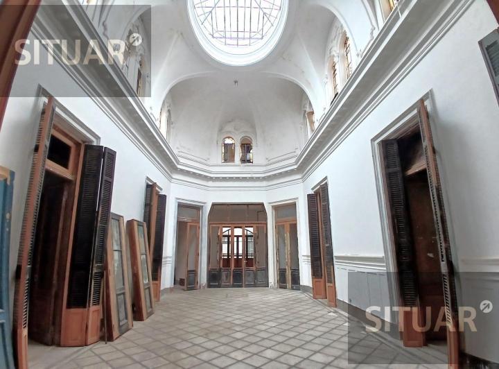 Casa · 1100m² · 26 Ambientes