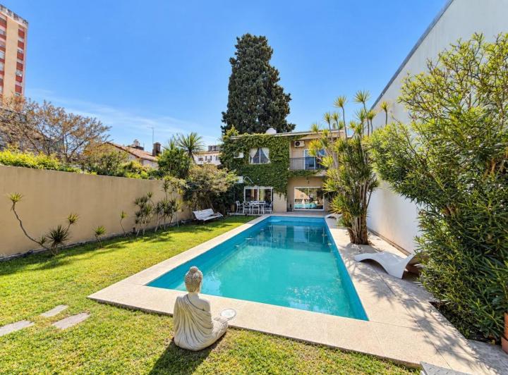 Casa · 110m² · 3 Ambientes · 1 Cochera