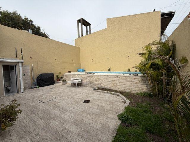 Casa · 80m² · 3 Ambientes · 3 Cocheras