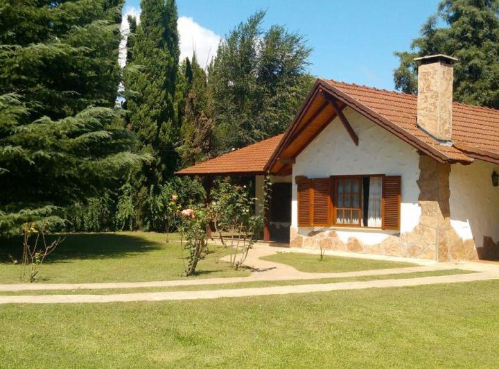 Casa · 160m² · 3 Ambientes · 2 Cocheras