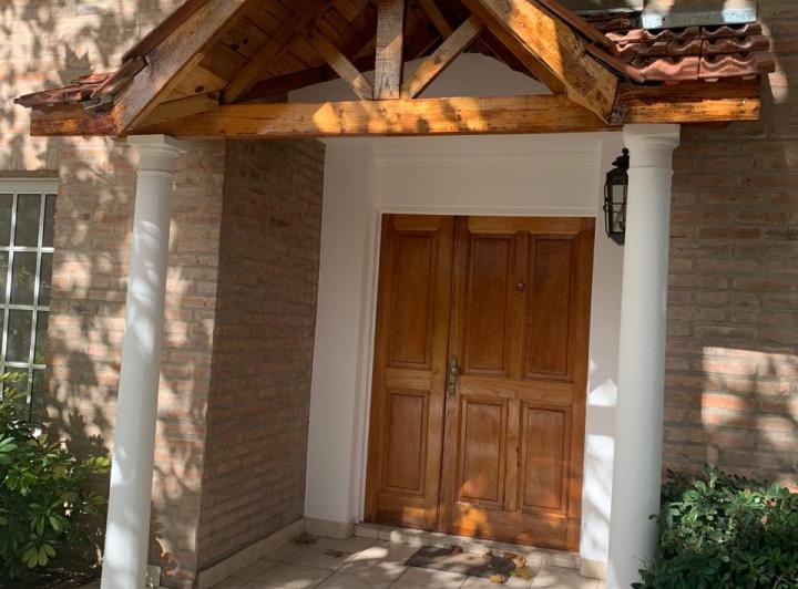 Casa · 165m² · 4 Ambientes