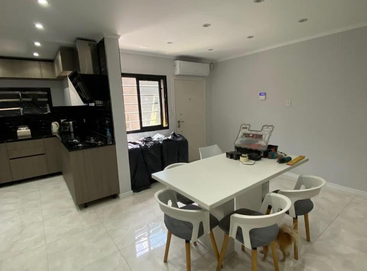 Casa · 145m² · 5 Ambientes · 1 Cochera