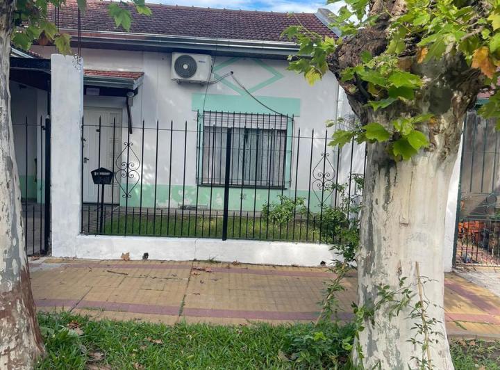 Casa · 88m² · 3 Ambientes · 1 Cochera