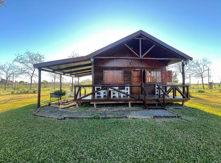 Casa · 53m² · 2 Ambientes · 3 Cocheras