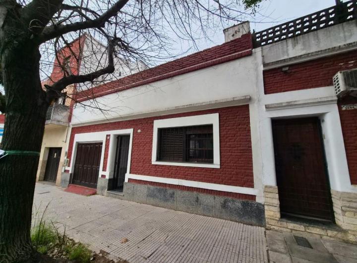Casa · 115m² · 3 Ambientes · 1 Cochera