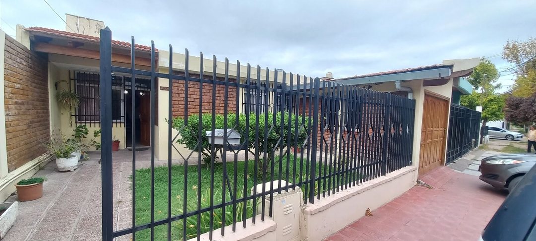 CASA EN VENTA 3 DORMITORIOS LUJAN DE CUYO MENDOZA
