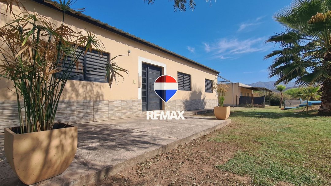 CASA EN CORONEL MOLDES ACCESO A DIQUE CABRA CORRAL