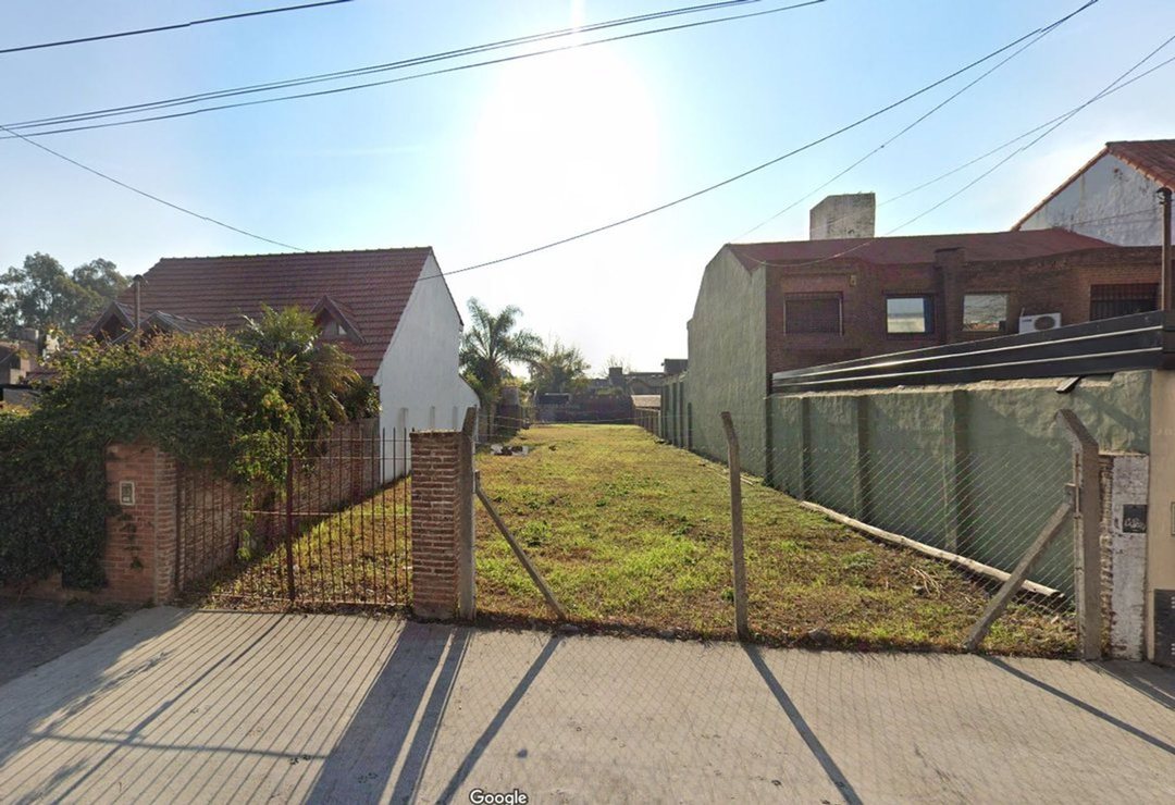 Lote en alquiler comercial de 555 m2 en Beccar