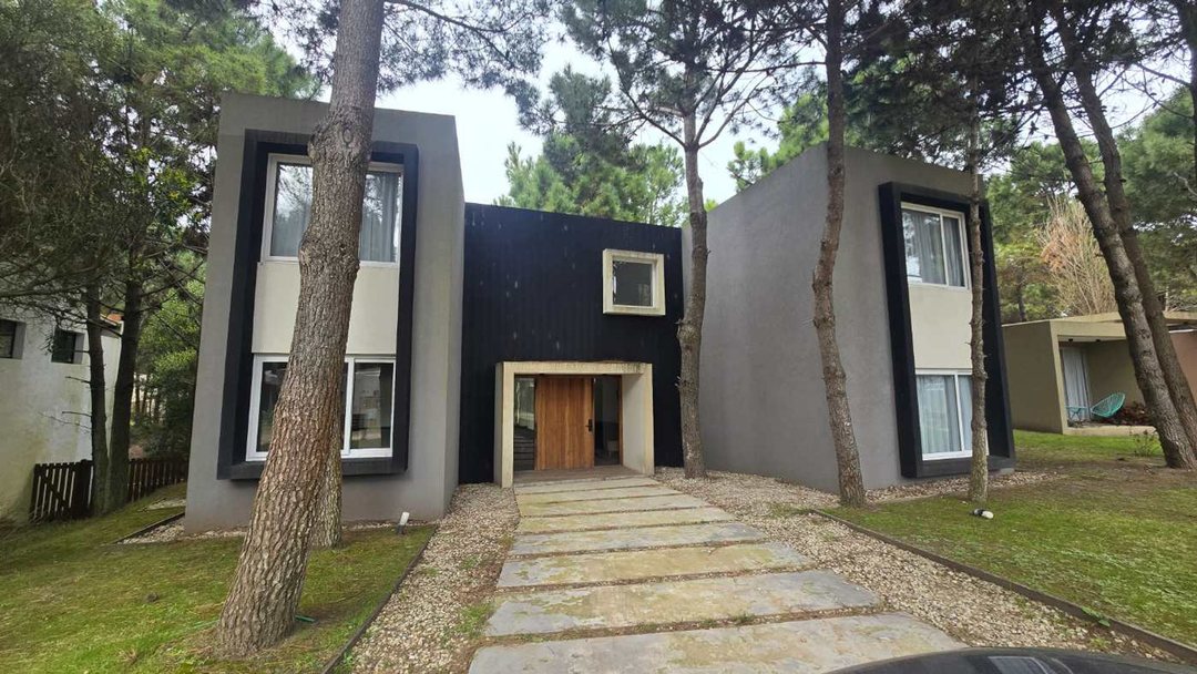 Casa con Pileta Residencial I - Costa Esmeralda