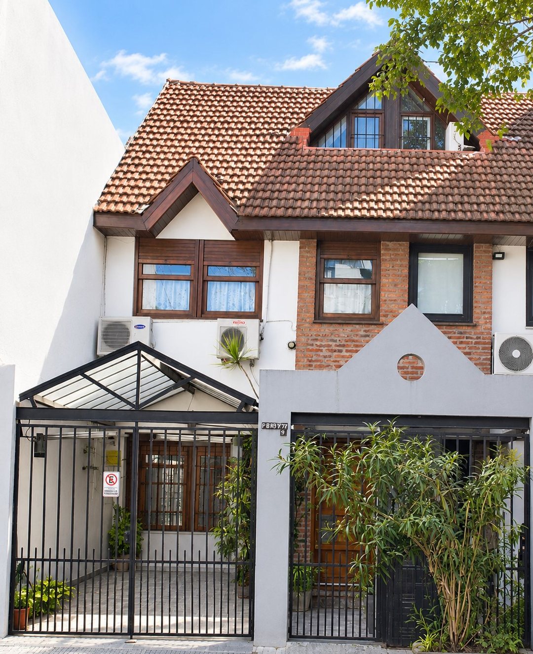 Venta Chalet 4 amb.- garaje-parrilla-Colegiales