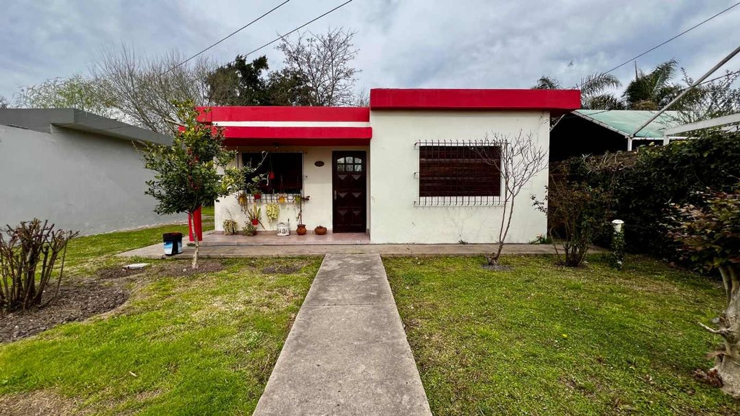CASA 3 AMBIENTES VENTA EN ALEJANDRO KORN
