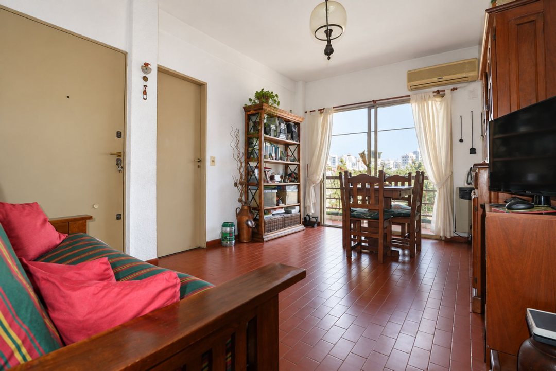 VENTA DEPARTAMENTO 3 AMBIENTES MONTE CASTRO BALCON
