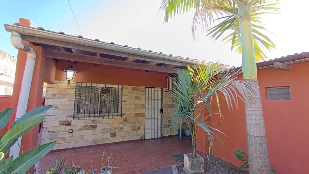 VENTA CASA 3 AMBIENTES CON QUINCHO ,VILLA AMELIA