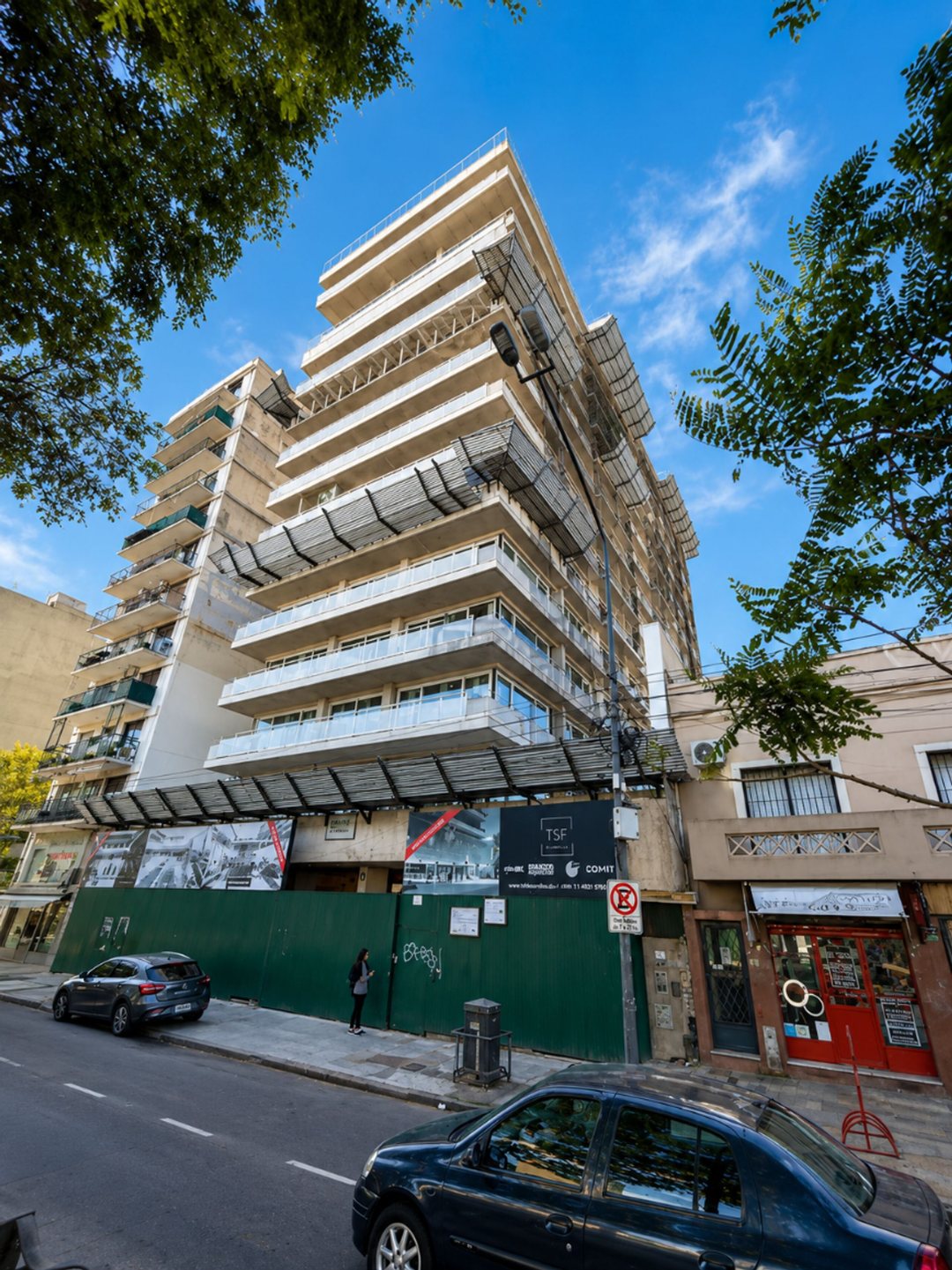 VENTA DEPARTAMENTO 3 AMBIENTES V. LOPEZ COCHERA