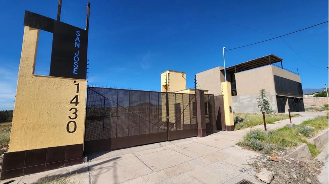 VENTA LOTE APTO PH EN B° PRIVADO FRENTE AL DALVIAN