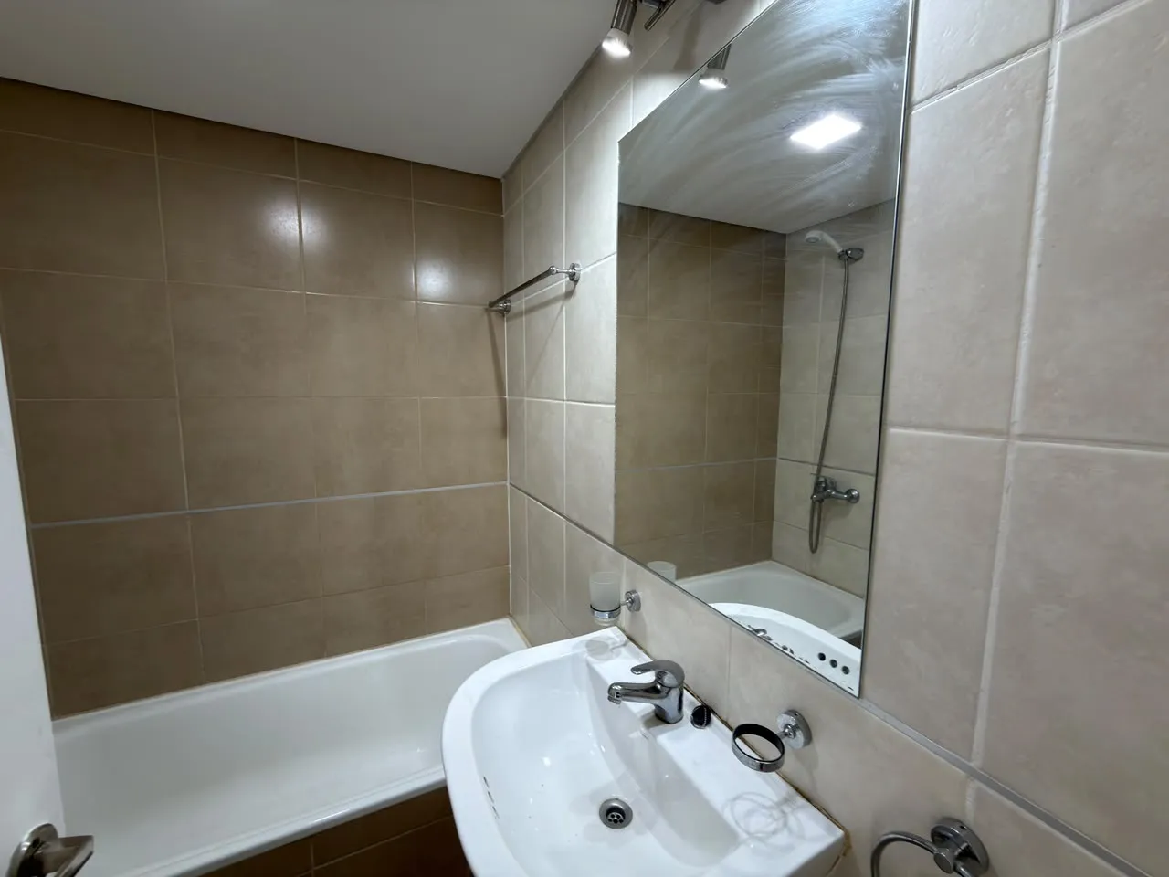 DEPARTAMENTO DE 3 DORMITORIOS EN VENTA EN LA MEJOR CUADRA DE BARRIO GENERAL PAZ - OPCIÓN COCHERA
