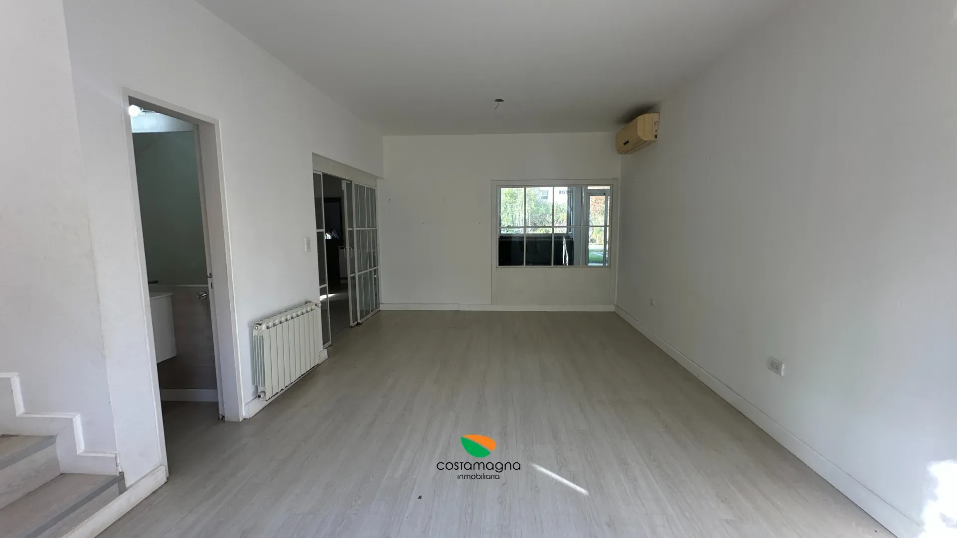 CASA DE 3 DORMITORIOS - BARRIO TEJAS 3