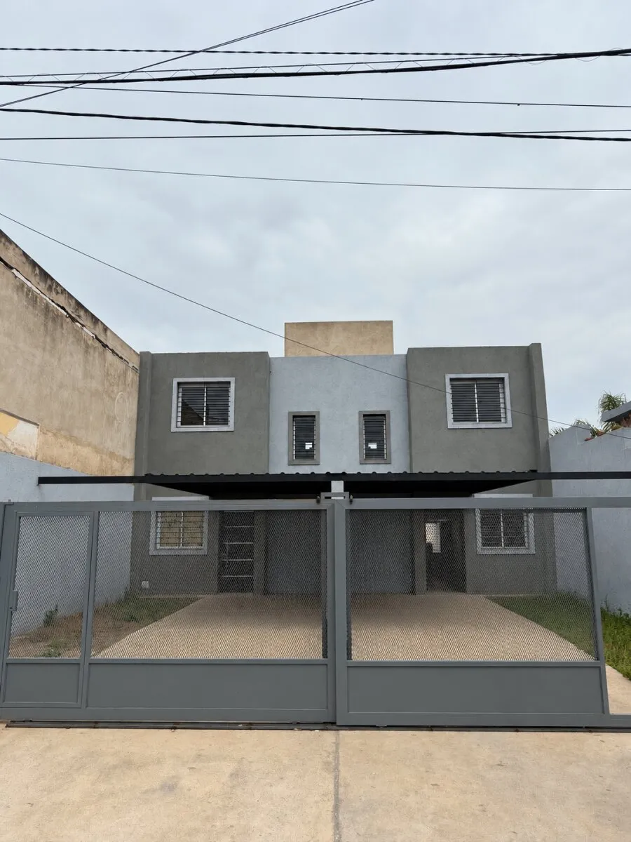 DUPLEX EN VENTA LOS NARANJOS