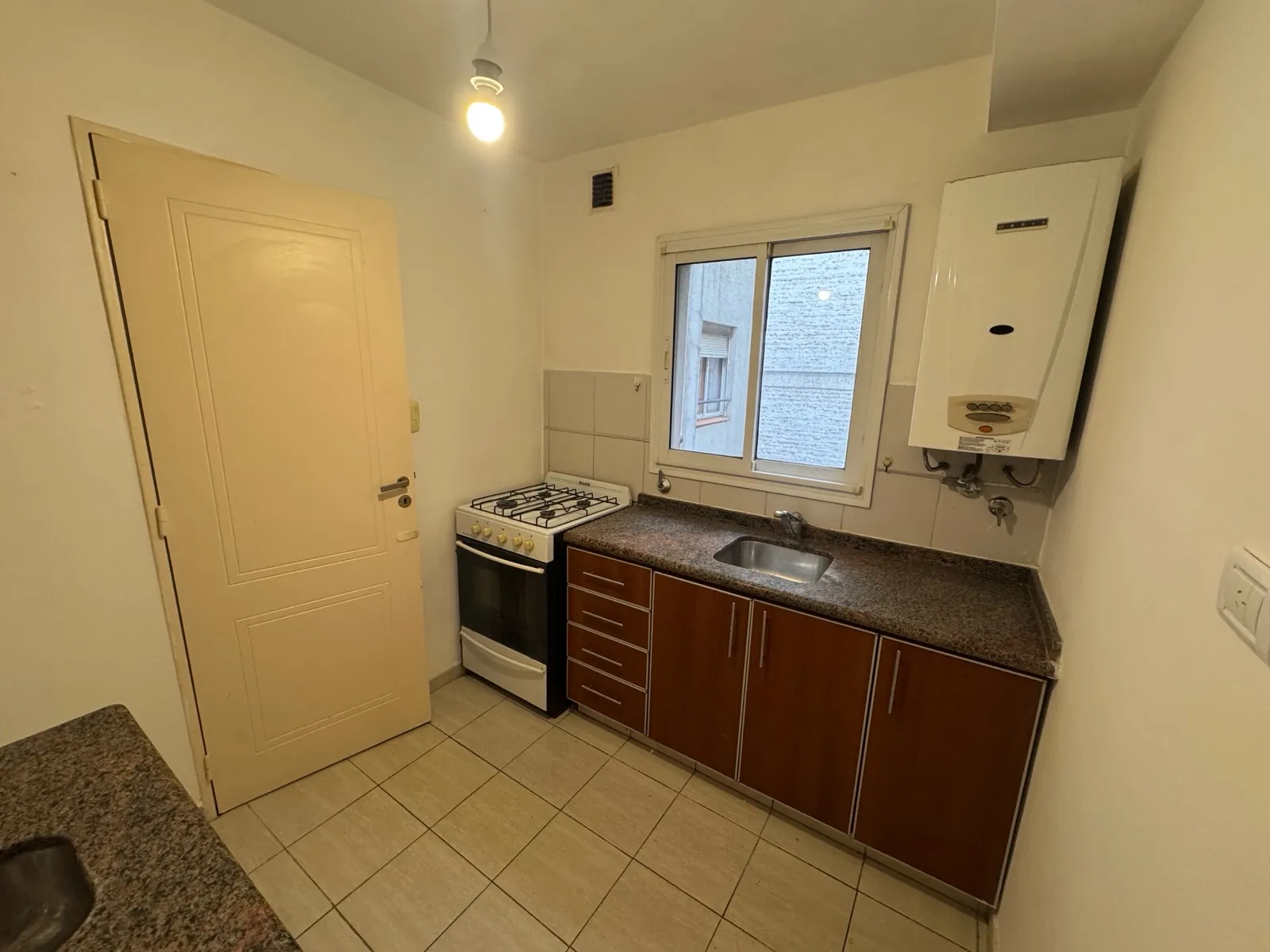 VENDO DEPARTAMENTO EN NUEVA CORDOBA, A METROS DEL BUEN PASTOR, CUARTO PISO