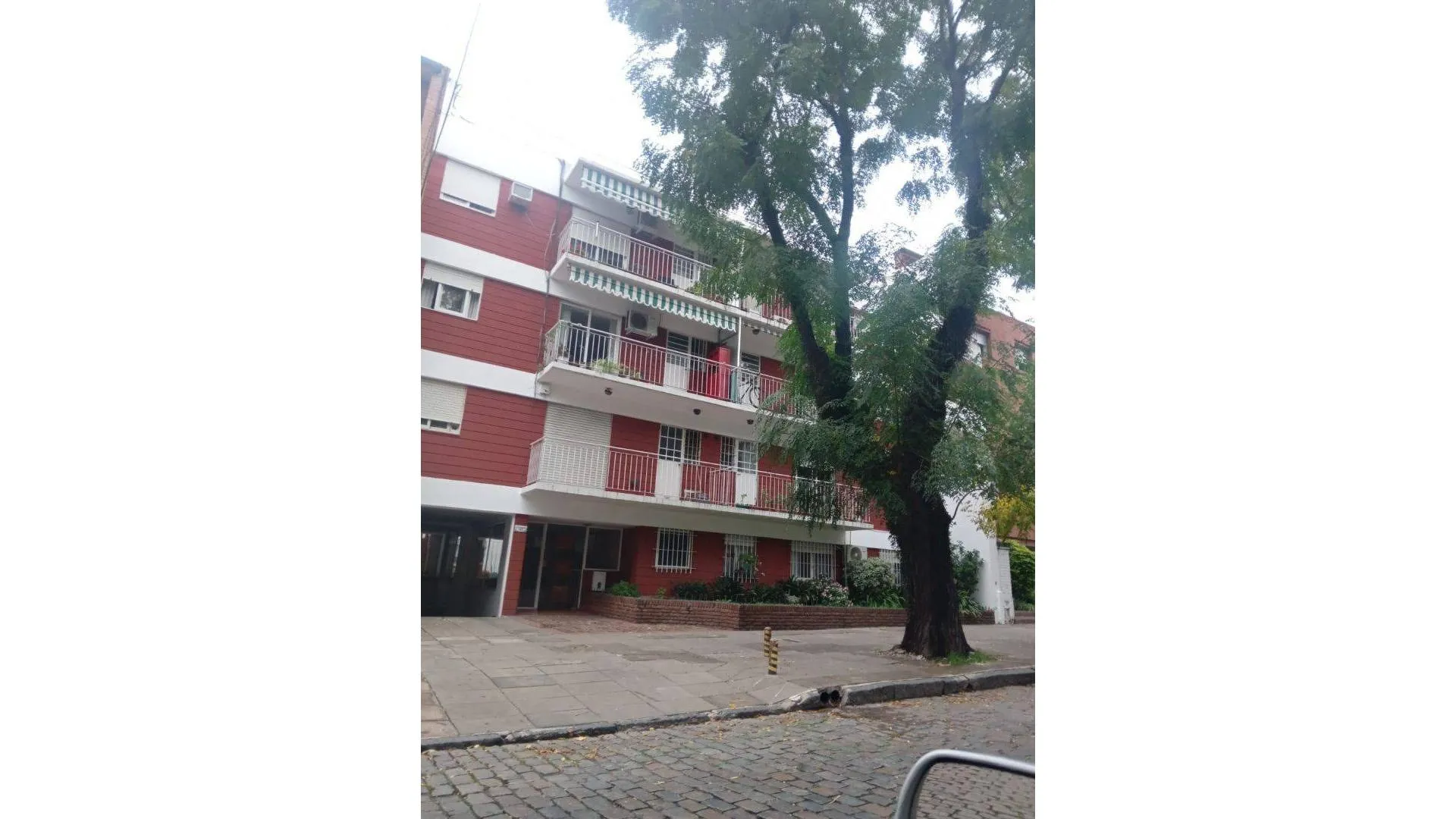 Cochera zona de alta demanda de estacionamiento San Isid