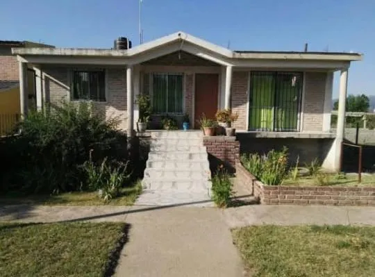 CASA DE TRES DORMITORIOS EN ALQUILER  PARQUE SIQUIMAN